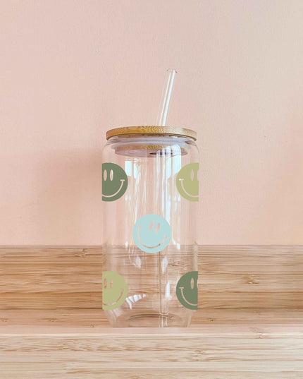Verre boho avec paille 16oz – Smiley sauge – Fait main au Québec